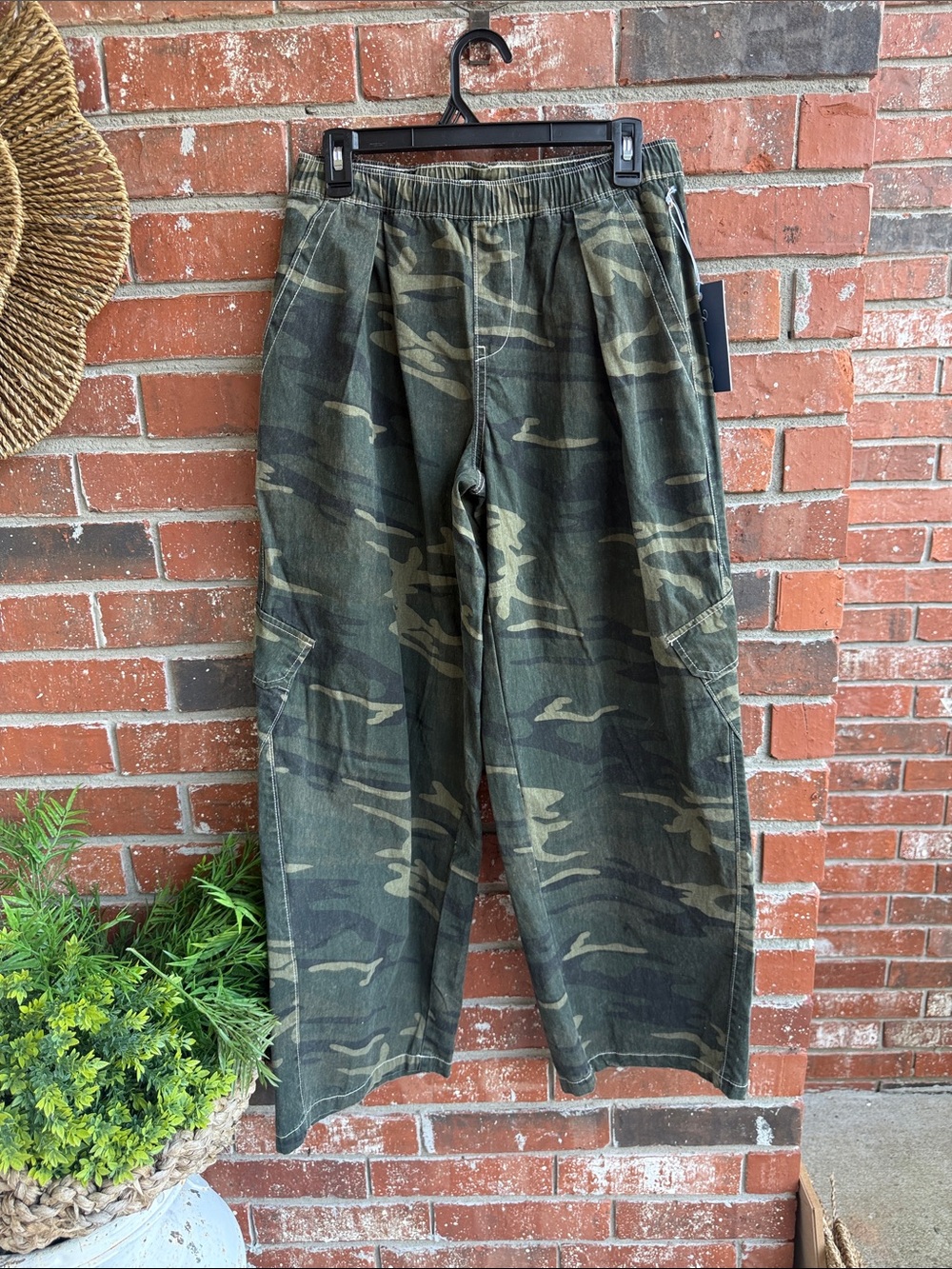 Baggy Wide Leg Camouflage Cargo Pants